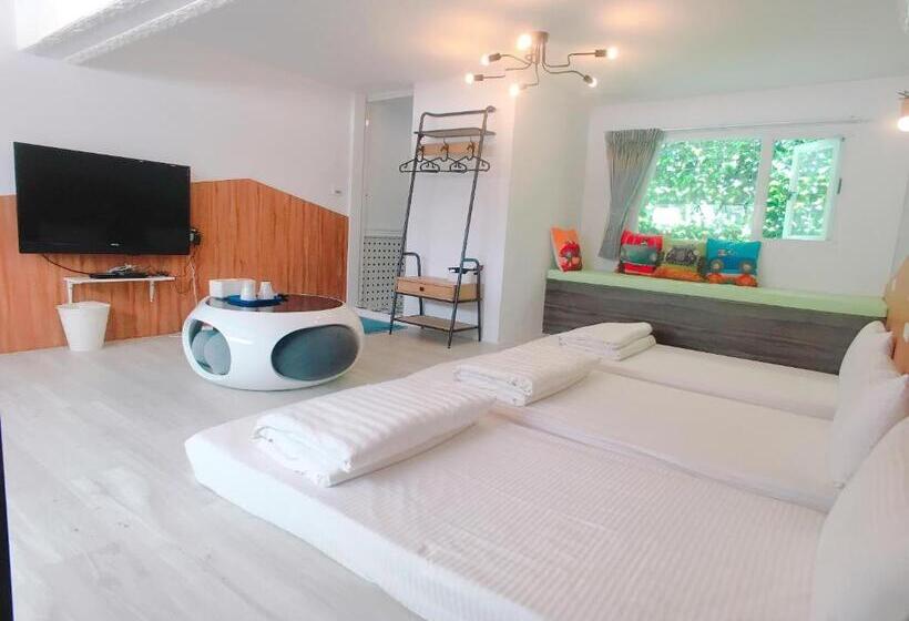 ویلای سوپریور 1 خوابه, 墾丁恆春 海角42號一館泳池villa包棟