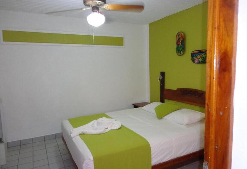 غرفة قياسية لذوى الاحتياجات الخاصة, Casa Del Mar