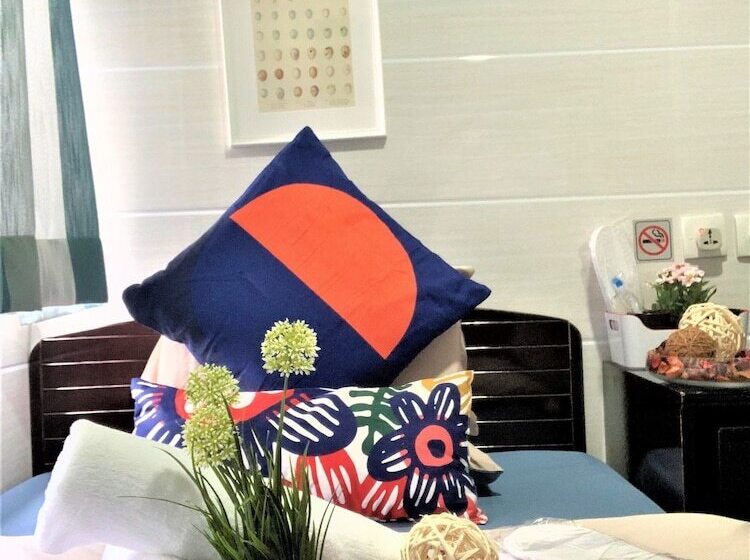 اتاق لوکس یک تخته, Cebu Inn