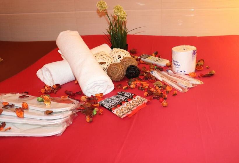 اتاق لوکس سه تخته, Cebu Inn