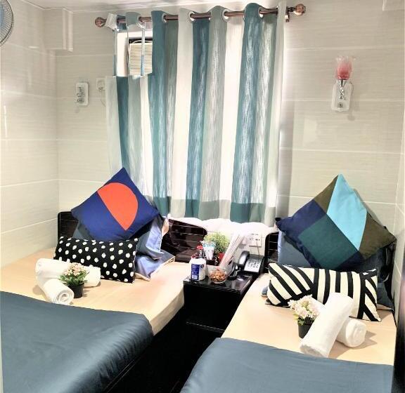 اتاق لوکس سه تخته, Cebu Inn