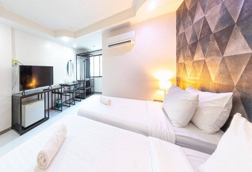 Quarto Superior, Bed By Tha Pra Sha Plus