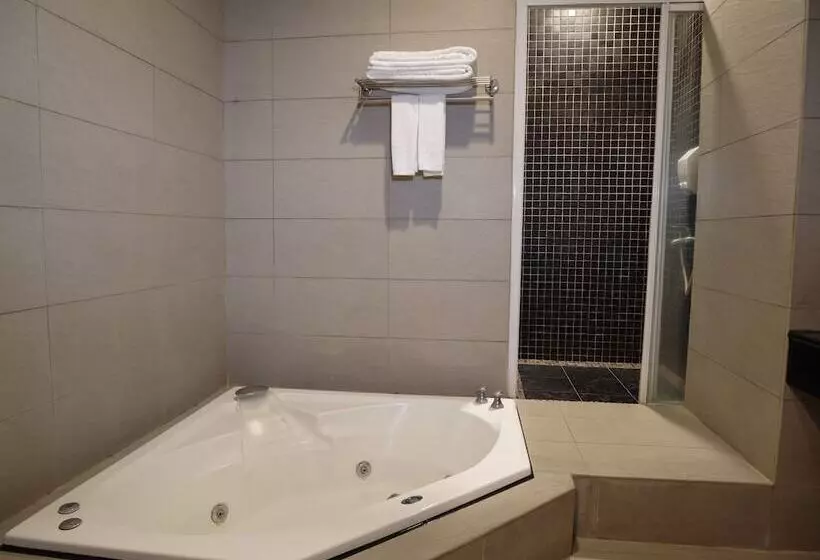 اتاق استاندارد, Charming Motel