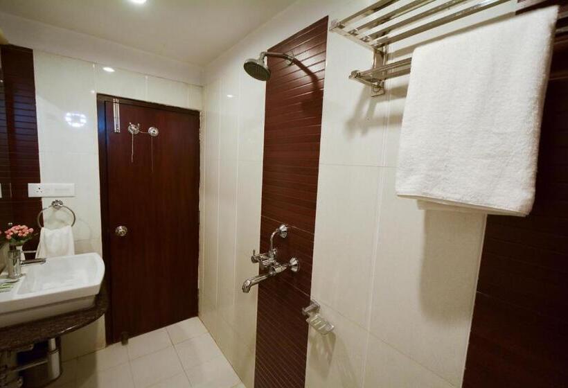 Chambre Standard, Central Residency