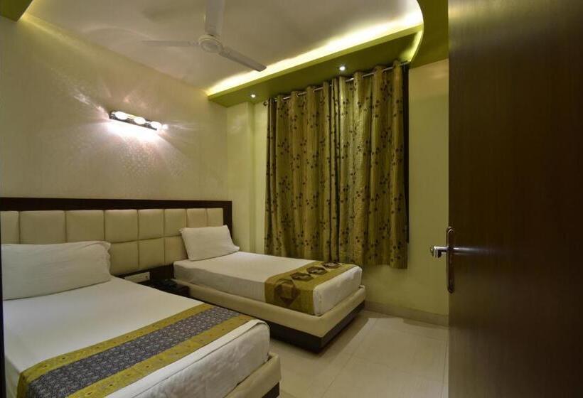 Chambre Standard, Central Residency