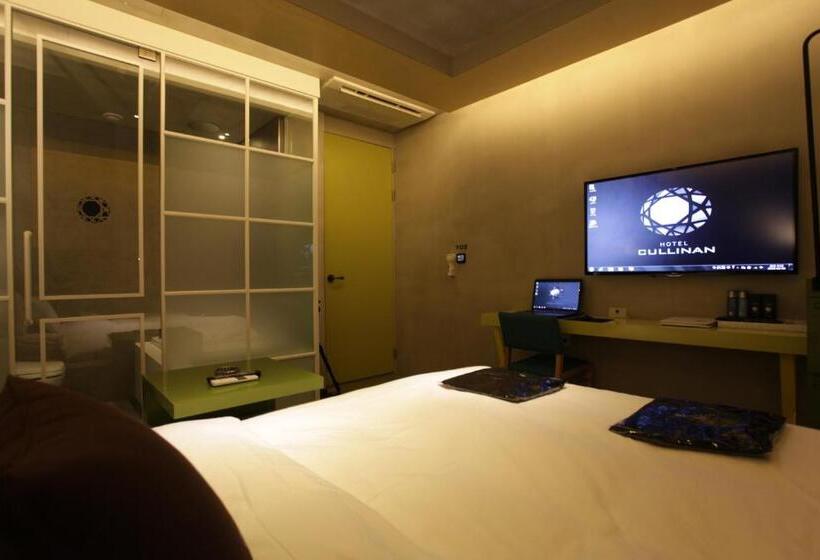 Quarto Deluxe, Sota Stay Gundae