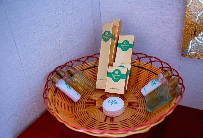 اتاق لوکس, Greenlight