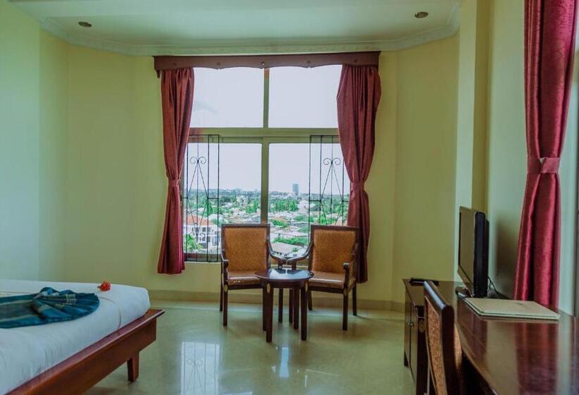 اتاق سوپریور, Greenlight