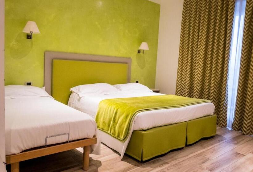 스탠다드 5인객실, Palace Hotel & Spa La Conchiglia D  Oro