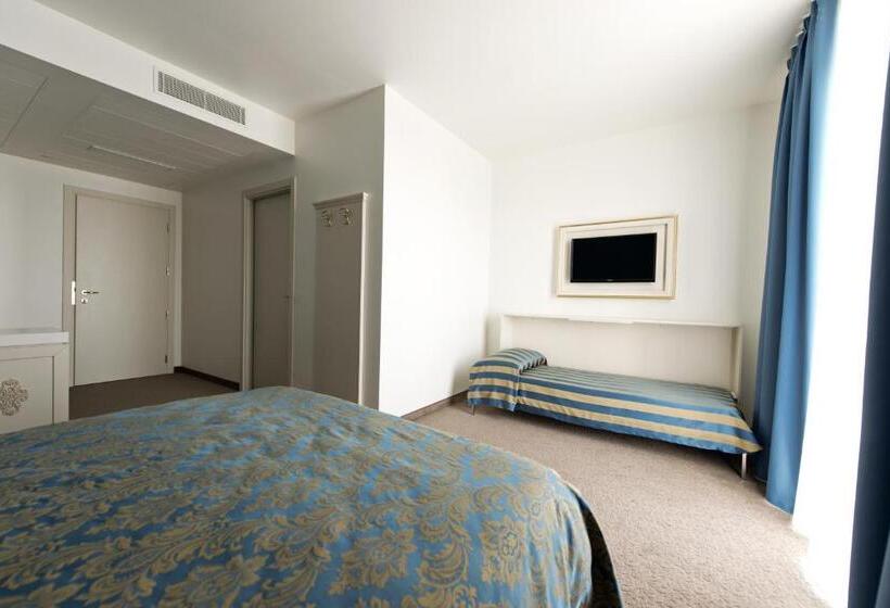 수피리어 트리플 룸, Palace Hotel & Spa La Conchiglia D  Oro