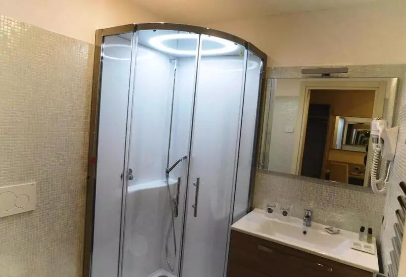 Chambre Triple Economy, La Conchiglia D  Oro Hotel & Spa