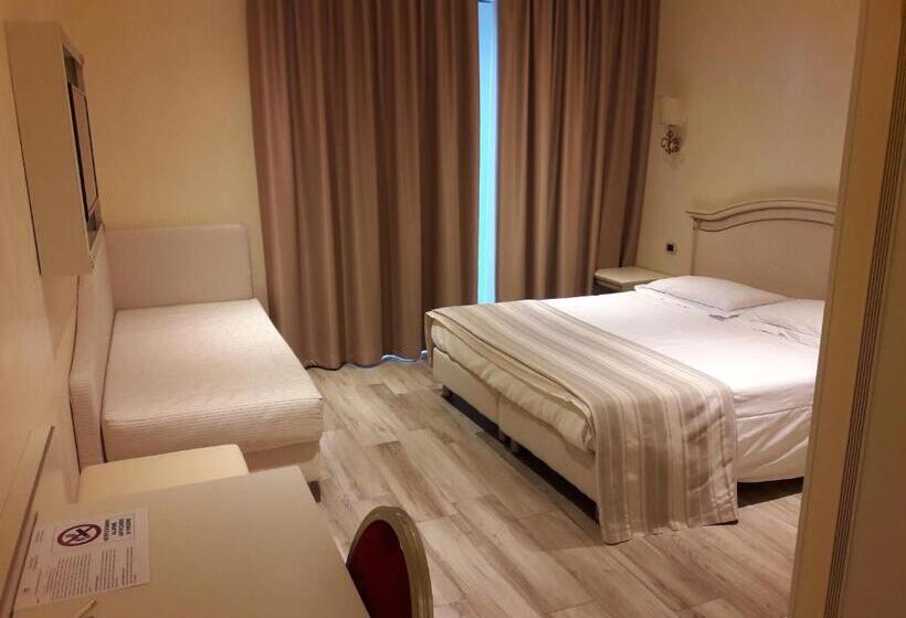 스탠다드 5인객실, Palace Hotel & Spa La Conchiglia D  Oro
