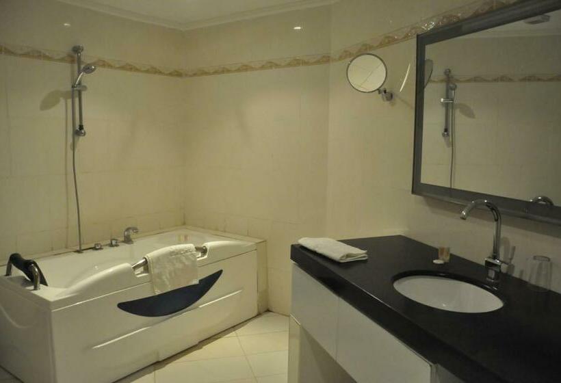 اتاق استاندارد یک نفره, Palace