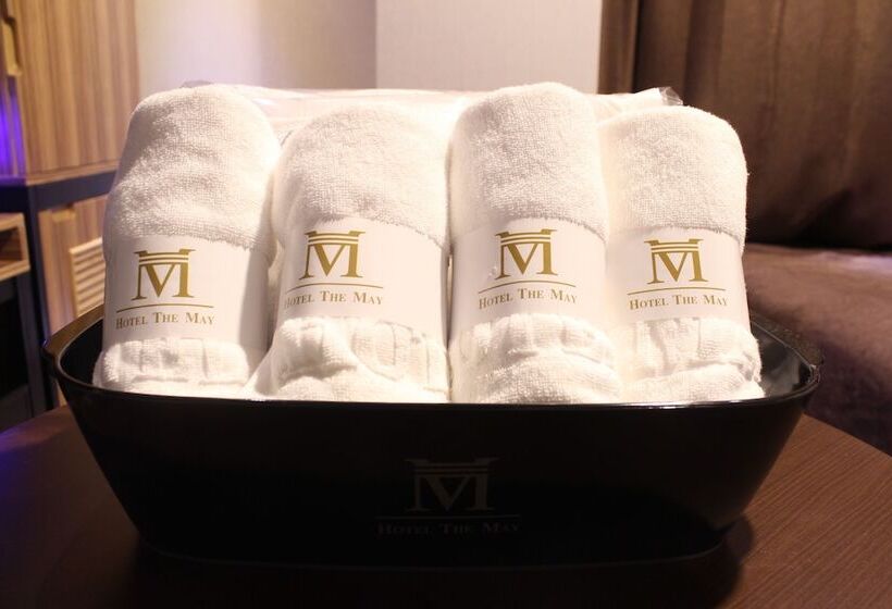 스탠다드 룸, The May