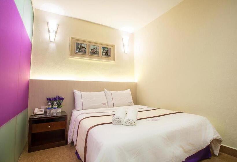 スーペリアールーム, Lavender Inn Nusa Bestari