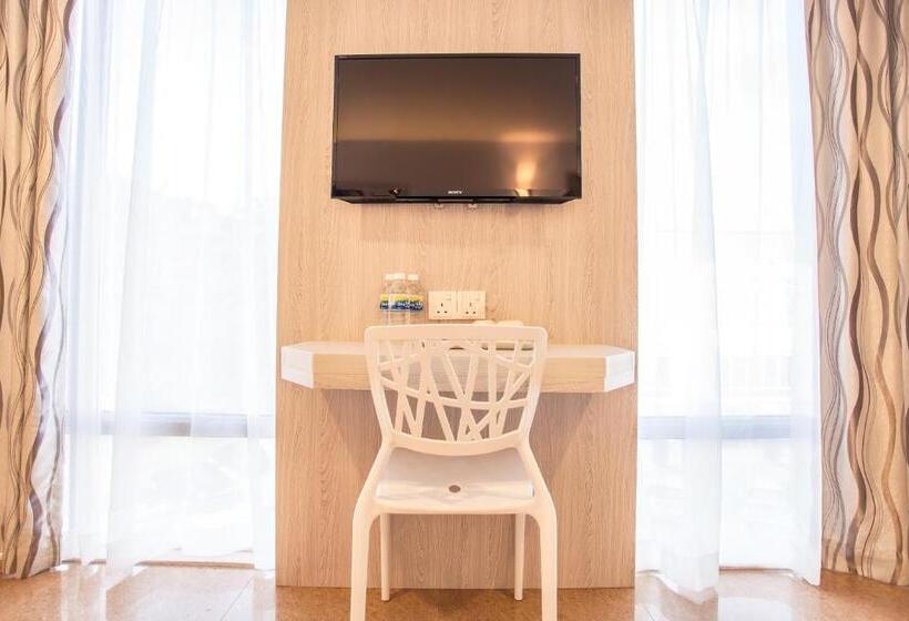 デラックスファミリールーム, Lavender Inn Nusa Bestari