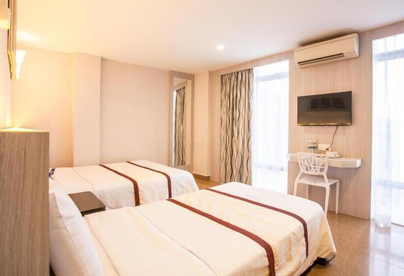 デラックスファミリールーム, Lavender Inn Nusa Bestari