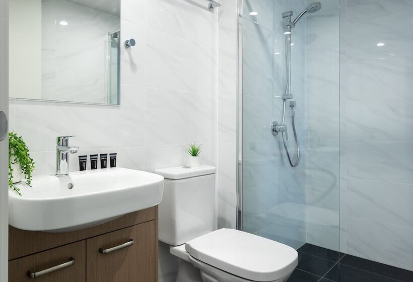 디럭스 스튜디오, Ascot Budget Inn & Residences