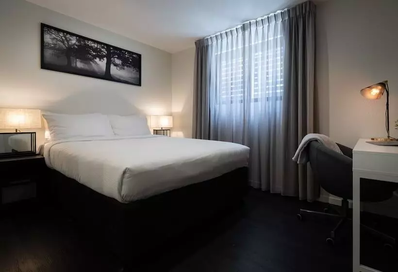 デラックススタジオ, Ascot Budget Inn & Residences