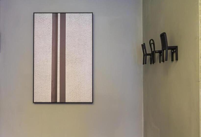 اتاق استاندارد, Ra Guesthouse