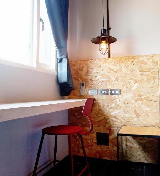 اتاق استاندارد, Ra Guesthouse