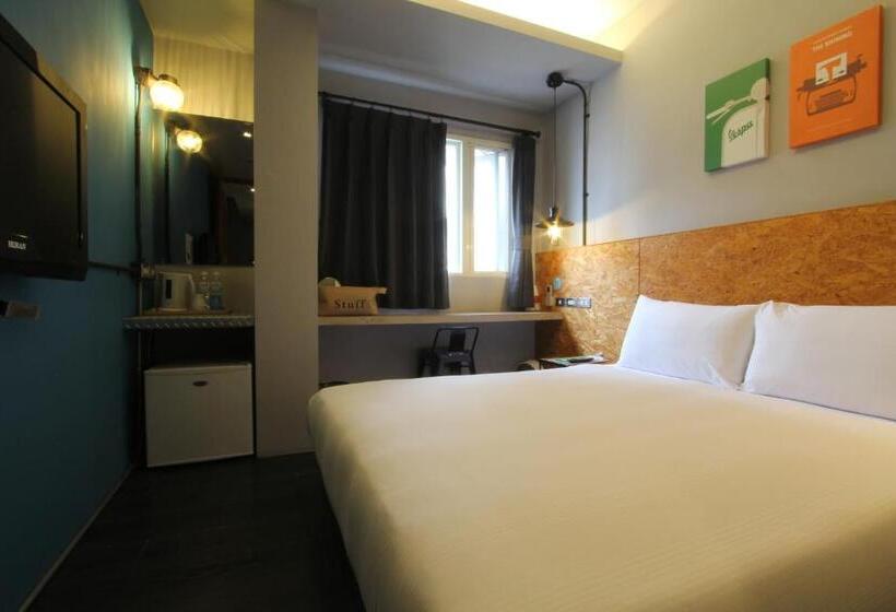 اتاق استاندارد, Ra Guesthouse