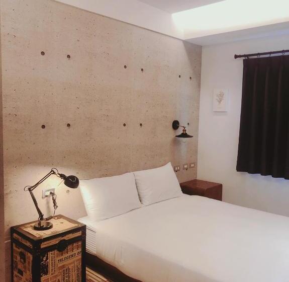 اتاق لوکس, Ra Guesthouse