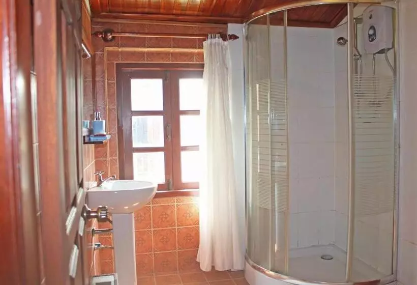 اتاق سوپریور, Apple Guesthouse
