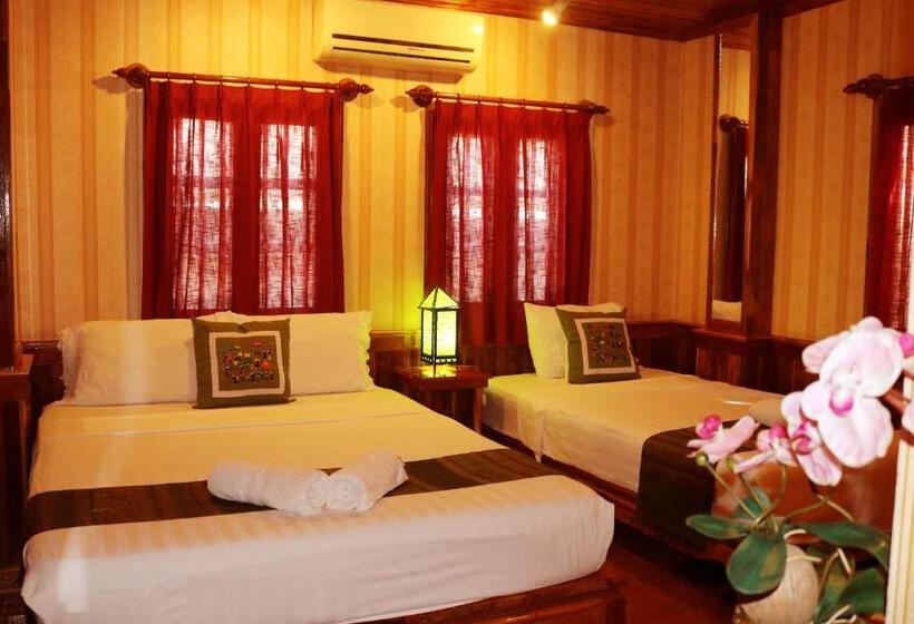 חדר סטנדרט לשלושה, Apple Guesthouse