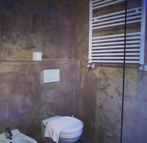 חדר משפחתי, Piccola Firenze