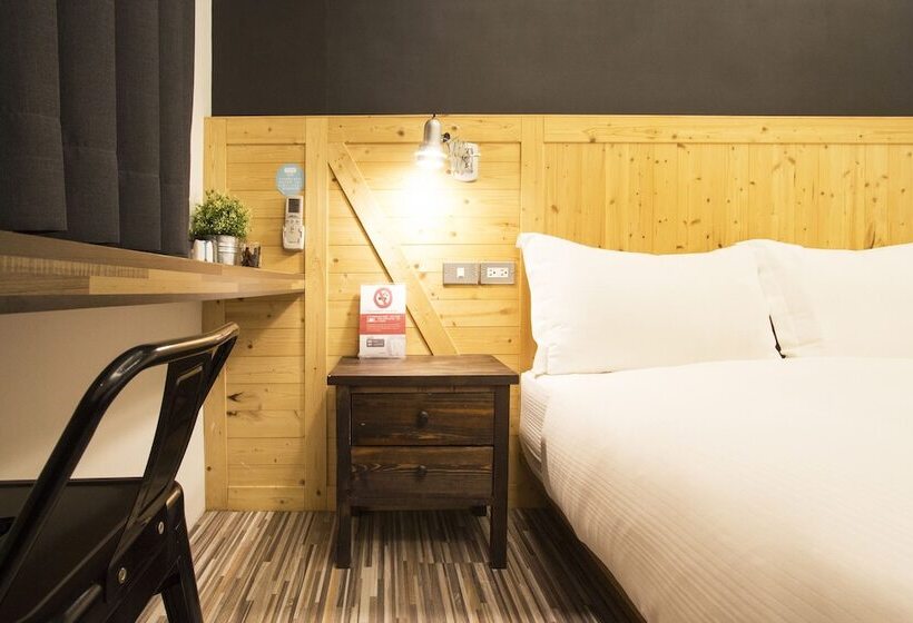 اتاق استاندارد, Ra Guesthouse