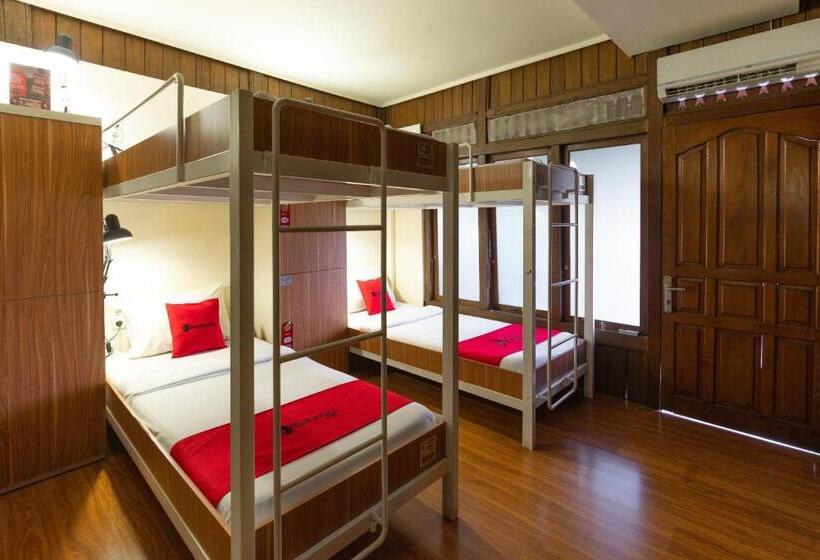共用房间的床, Reddoorz Hostel @ Dago 2