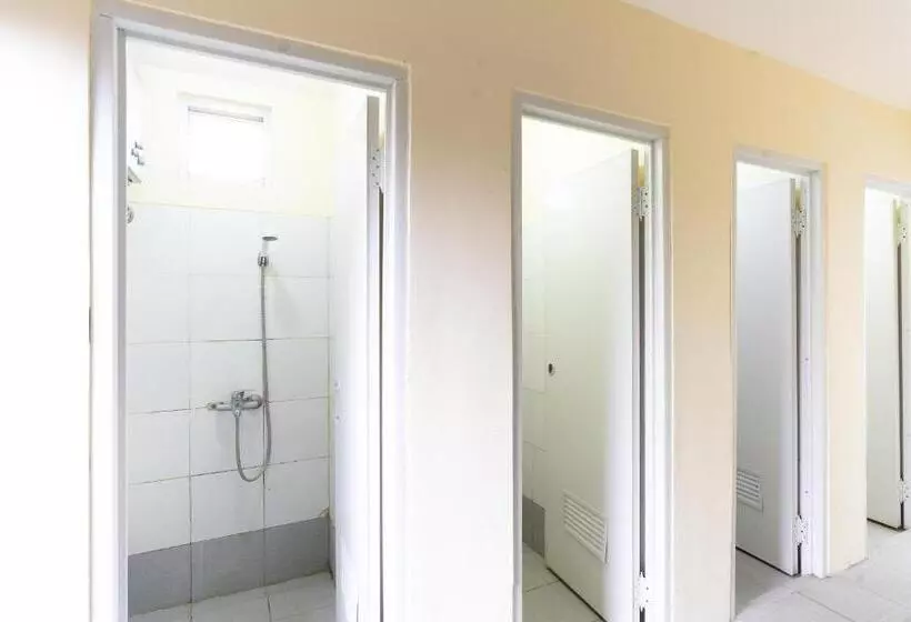 Geteiltes Mehrbettzimmer, Reddoorz Hostel @ Dago 2