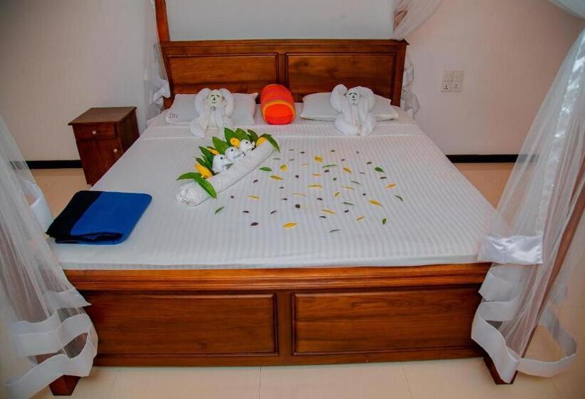 סוויטה עם מרפסת, Rockery Villa Ayurveda