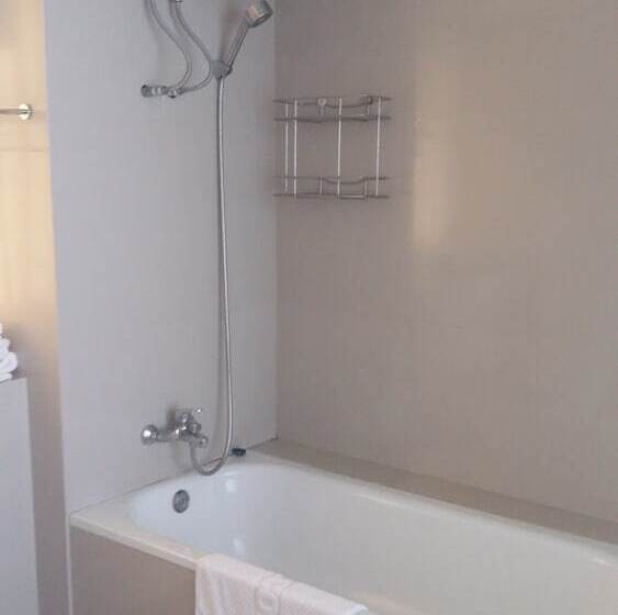 استودیوی استاندارد با چشمانداز دریا, Sammuk Resort