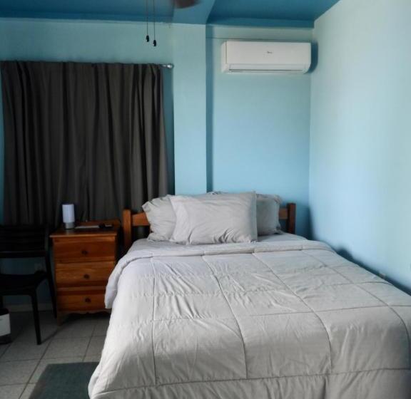 스탠다드 룸, Sandbar Beachfront Hostel & Restaurant