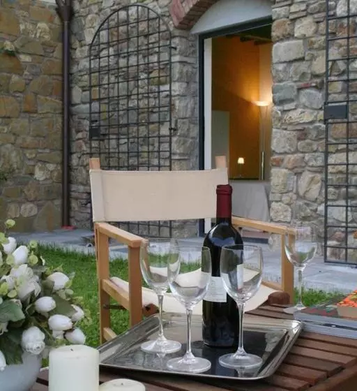 Perhehuone Puutarhanäkymä, Il Poggiolo Delle Rose Bed&breakfast