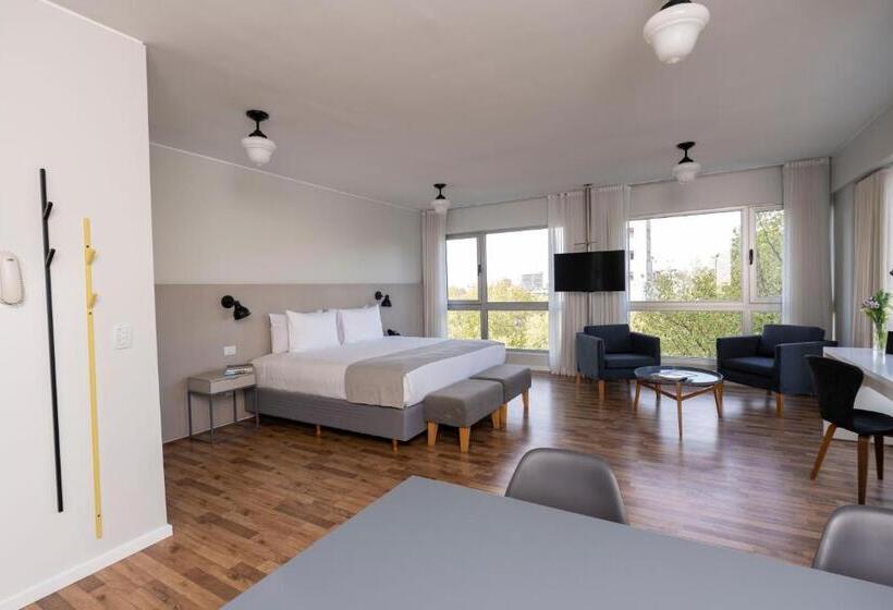 استودیوی سوپریور, Almarena Madero Urbano Affiliated By Melia