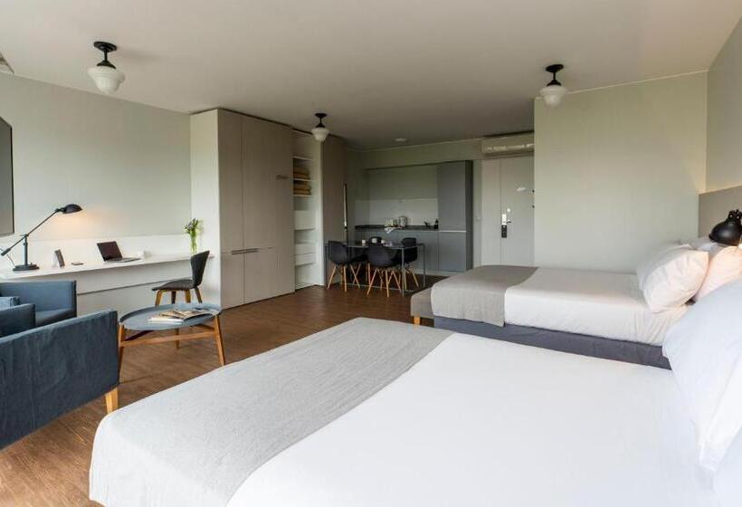 استودیو خانوادگی, Almarena Madero Urbano Affiliated By Melia