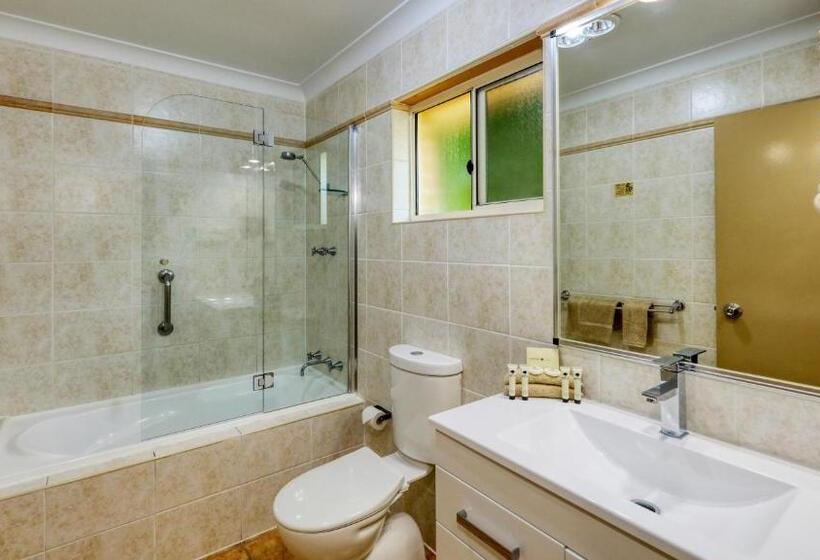 חדר דלוקס, Edward Parry Motel And Apartments