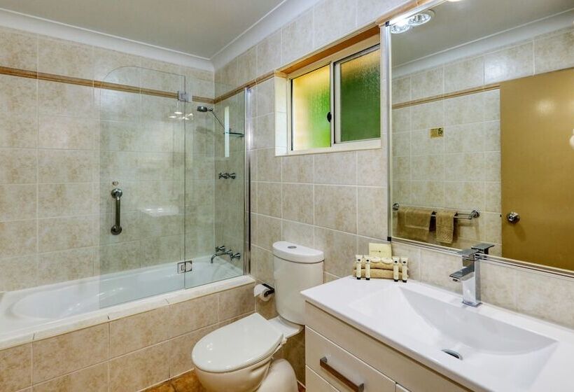 חדר דלוקס, Edward Parry Motel And Apartments