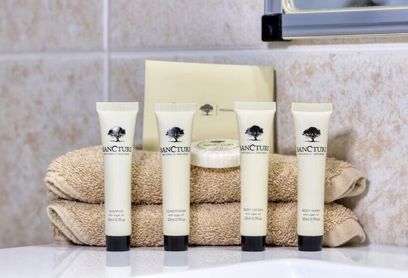 חדר משפחתי, Edward Parry Motel And Apartments