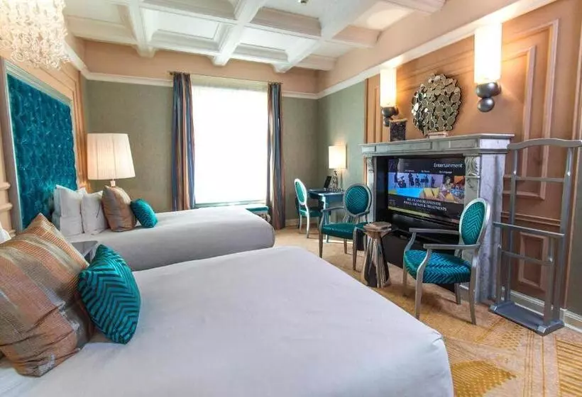 デラックスルーム, Aria Hotel Budapest By Library Hotel Collection