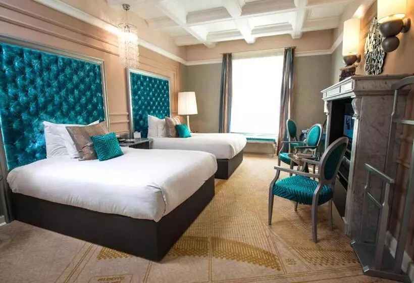 デラックスルーム, Aria Hotel Budapest By Library Hotel Collection