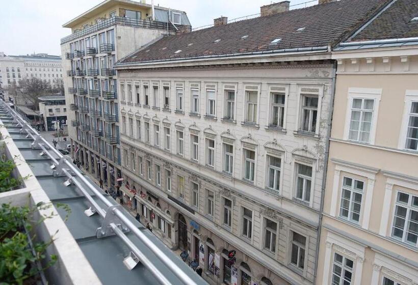 غرفة قياسية سرير كينج, Aria Hotel Budapest By Library Hotel Collection