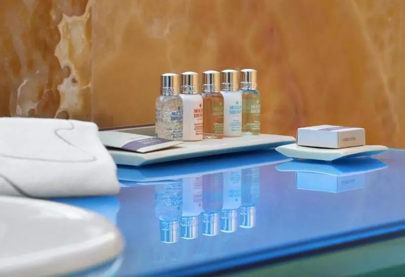 キングサイズベッドのスタンダードルーム, Aria Hotel Budapest By Library Hotel Collection