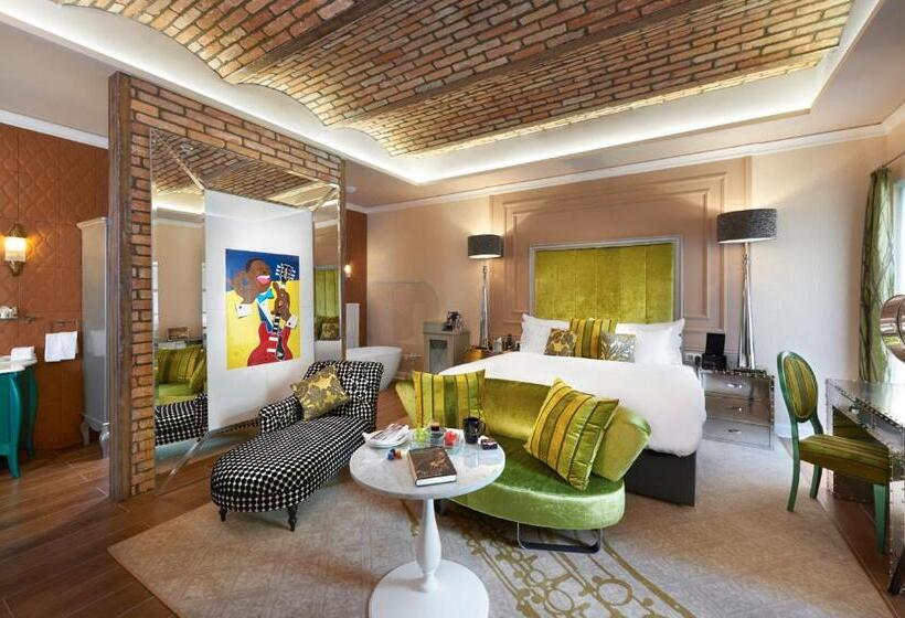 غرفة ديلوكس سرير كينج, Aria Hotel Budapest By Library Hotel Collection