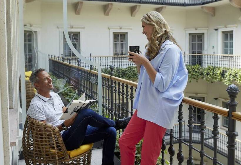 غرفة ديلوكس, Aria Hotel Budapest By Library Hotel Collection