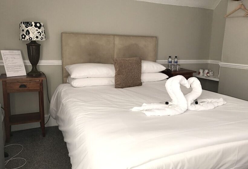 스탠다드 룸, Cf Eleven