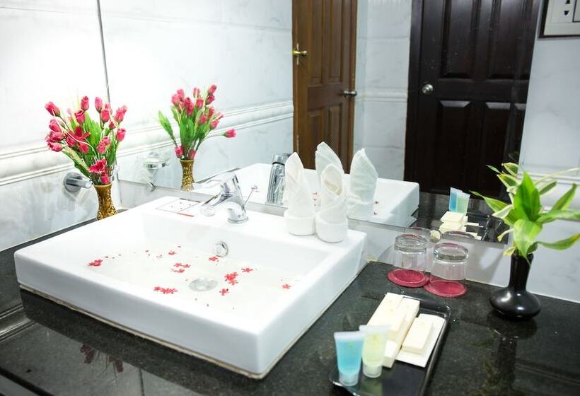 高级大房间, Classy